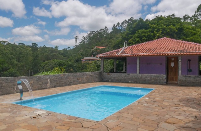 MINI FARM HOTEL TRANQUILITY SPACE | HEATED POOL | GAMES ROOM