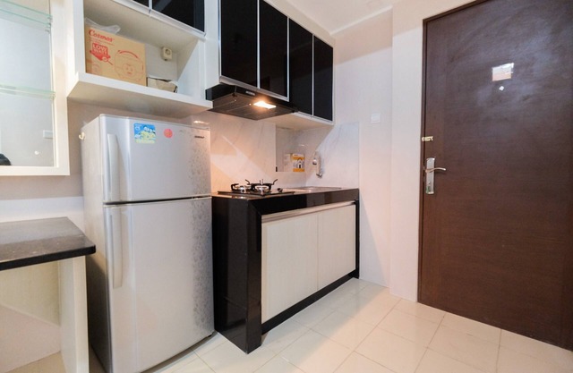 Minimalist Studio Room at Sunter Park View Apartment