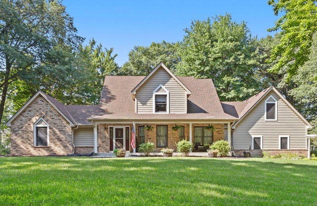 MINNeSTAY* North Oaks Estate | Blaine | Family