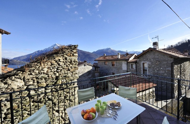 MIO TERRAZZO Breathe, relax! Beautiful views mountains & lake - 500m Musso beach