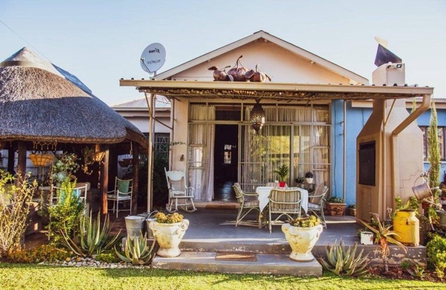 Mirabel Guesthouse