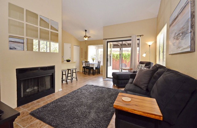 Miramonte Townhome Near Parks and Golf Courses