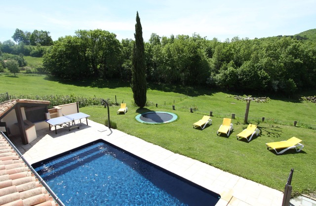 Mirepoix architect-designed villa bright heated pool gym wifi air-conditioning.