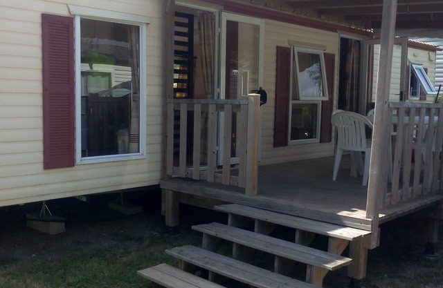 MOBIL-HOME 4/6pers - 2 Ch - 1wc - comfortable English style. Lower rates