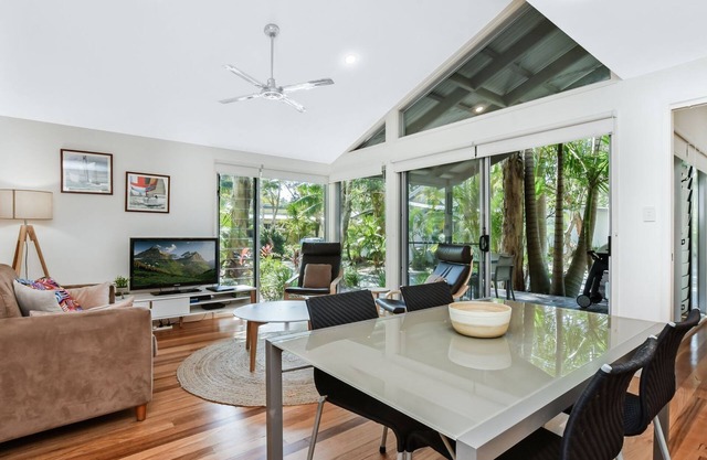 Mobys Beach House # 11