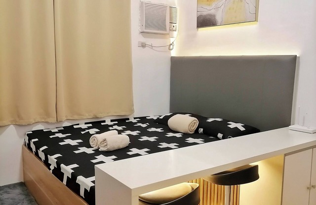Modena Town Square - Studio Unit - BM Rentals
