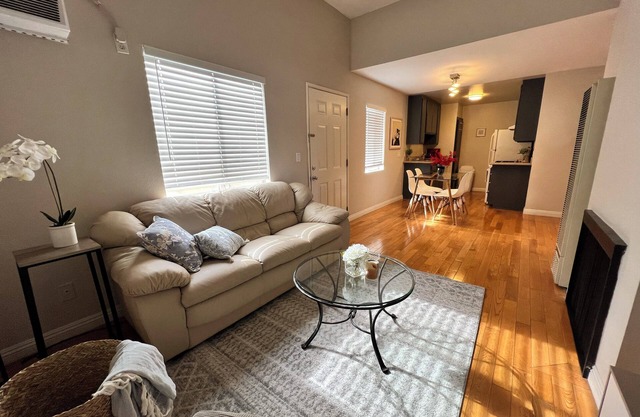 Modern 2 Bed, 2 Bath Furnished Apartment, designed for your comfort!