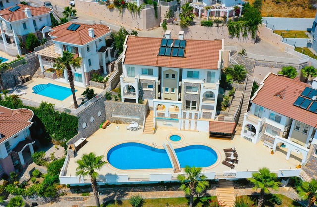 Modern 2 bed apartment walkable to the beach resort of Sarigerme