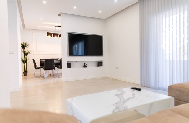 Modern 3-bed apartment in the heart of Torremolinos