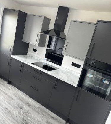 Modern 3 Bedroom Apartment