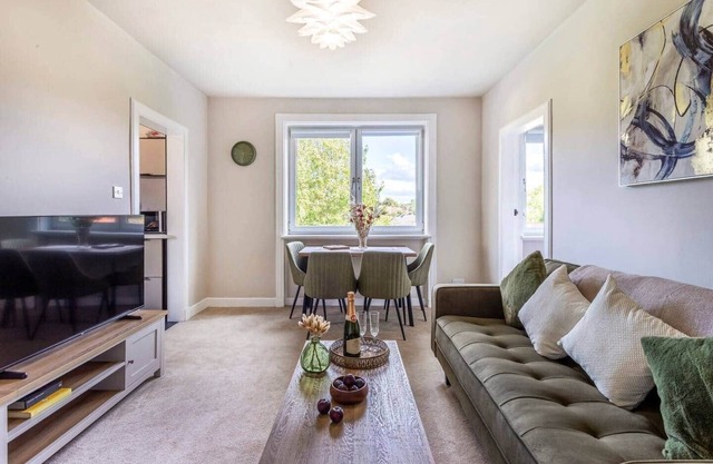 Modern 3 Bedroom home in Kings Park