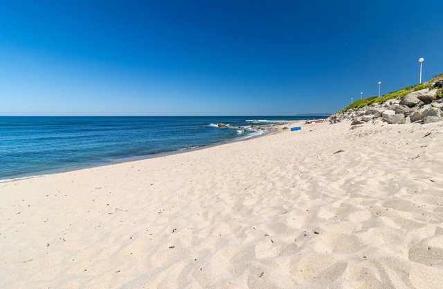 Modern 3BD Ocean View Apartment