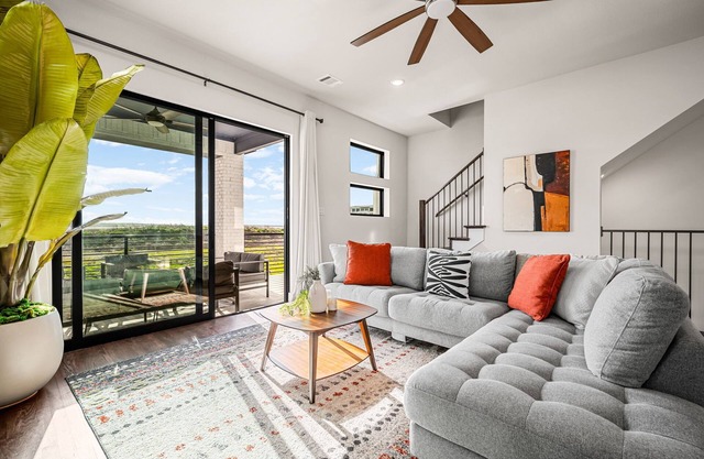 Modern 3BR Lake House in Rowlett