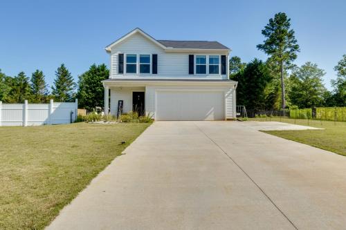 Modern Anderson Home with Fire Pit and Grill