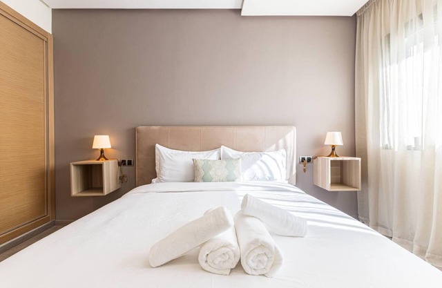 Modern Apartment close to the sea #13n