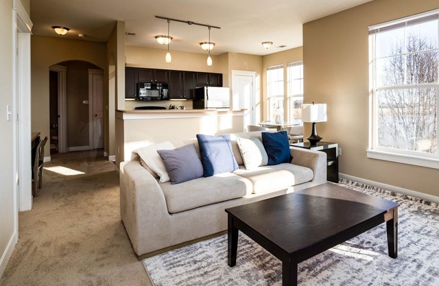 Modern Apartment in Prime Location (ID1403X228)