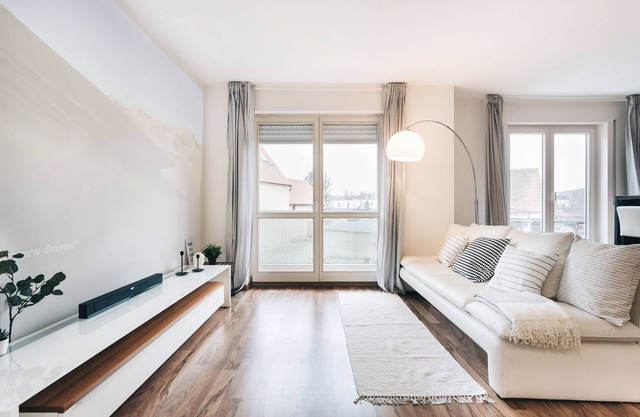 Modern apartment with home cinema + Netflix in Dresden for up to 4 people