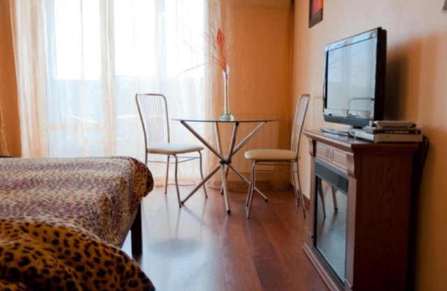 Modern Apartment with Panoramic View near Metro 23August