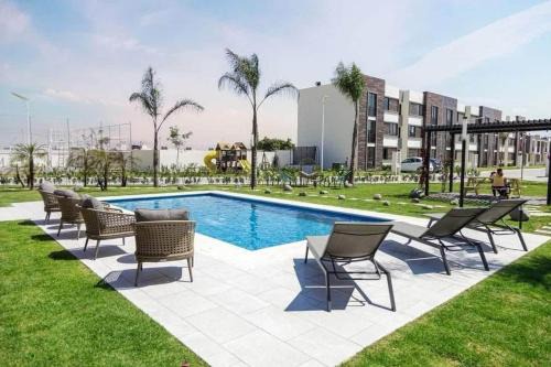 Modern apartment with pool near VW-Finsa