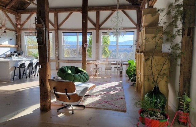 Modern Barn House - Hike & Ski Berkshire, Hudson Valley