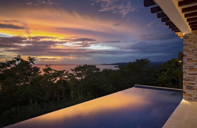 MODERN BEAUTY with the BEST view in RANCHO SANTANA 4bd/4.5ba