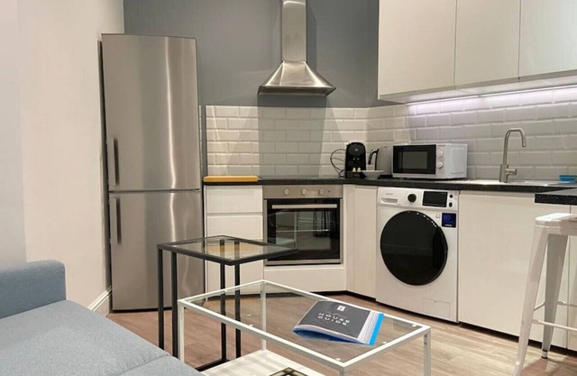 Modern City Centre Two Bedroom Apartment