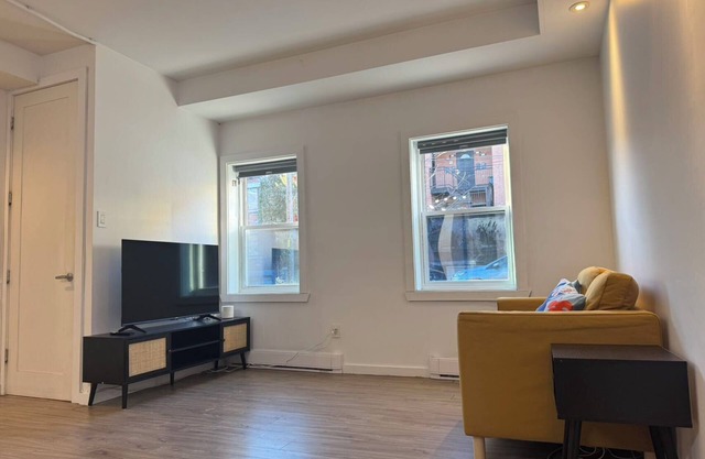 Modern Comfort in DT Montreal