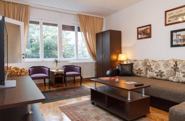 Modern Cozy Apartment