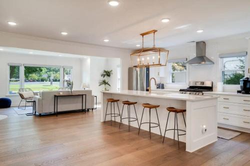 Modern cozy residential home local experience