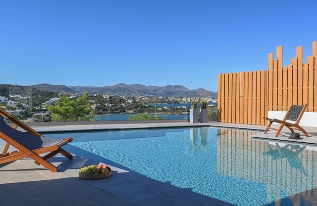 Modern Crete Villa | Villa Litoral | 4 Bedrooms | Private Heated Pool |.