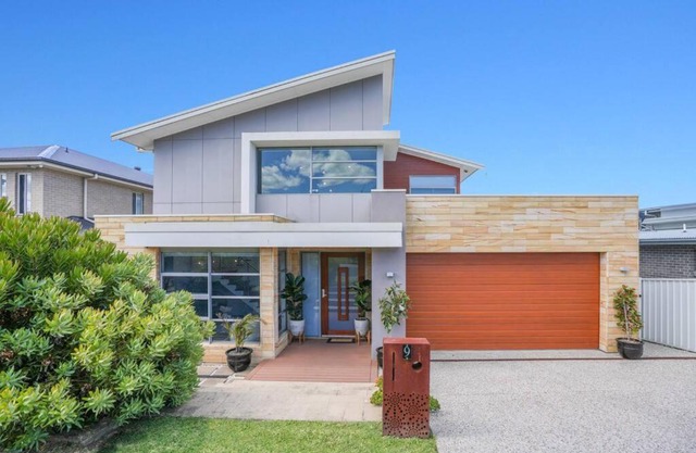 Modern Executive Ocean View Oasis Shell Cove Mansion 5 Minutes to Beach Sleeps 16