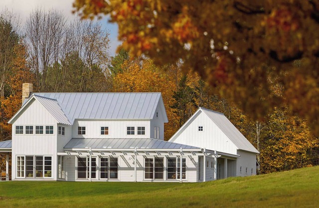 Modern Farmhouse on 25 Acres/Superb Views.
