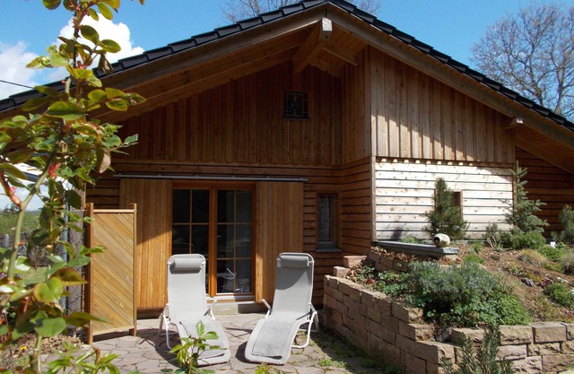 Modern forest house to the well-being-near dam Pirk (Vogtlan