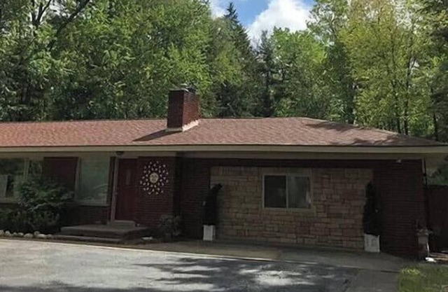 Modern Home, Secluded Hideaway in Southfield.
