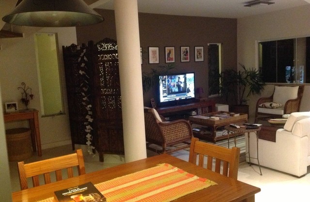 Modern house, 4 suites, on Itacoatiara Beach, 40 minutes from Rio de Jane