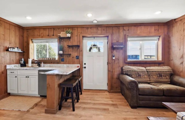 Modern House Barn @ 66 acre- Horse Farm