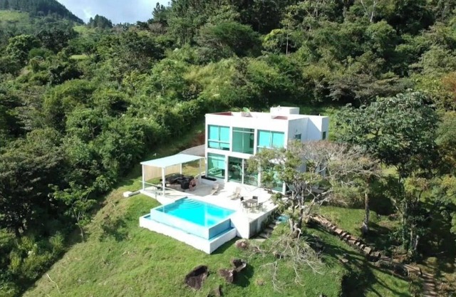 Modern House with Heated Pool and Great Views