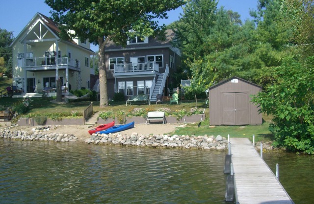 Modern Lakefront Home on Sechrist Lake (Barbee Chain of Lakes)
