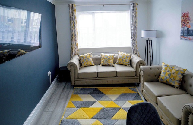 Modern luxury 2-bedroom apartment