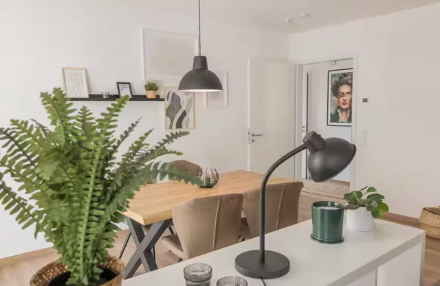 Modern luxury apartment with parking space and balcony | HOMELY HUB APARTMENTS