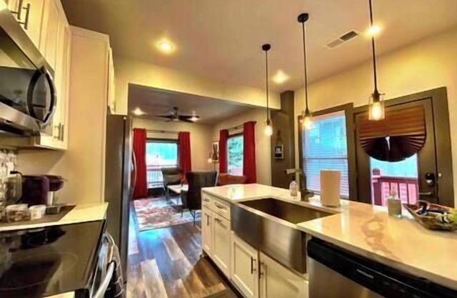 Modern Luxury Retreat in East Atlanta Village