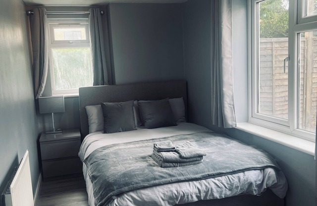Modern Oxford Retreat - Free parking