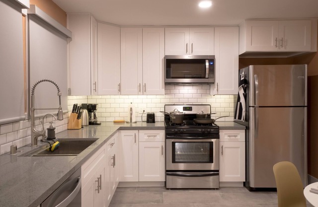 Modern Private Unit - Mins to Everything in Pasadena
