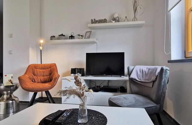 Modern Strata Montana vacation apartment with garden, underfloor heating and air conditioning