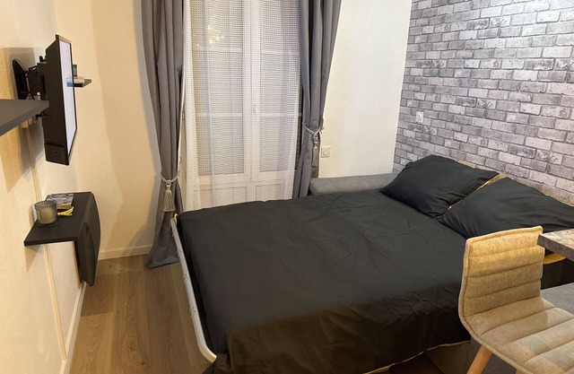 Modern studio next to Disney Land