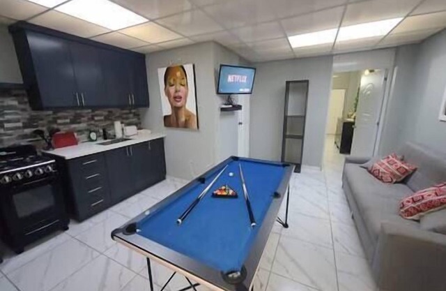 Modern Stylish Downtown Condo