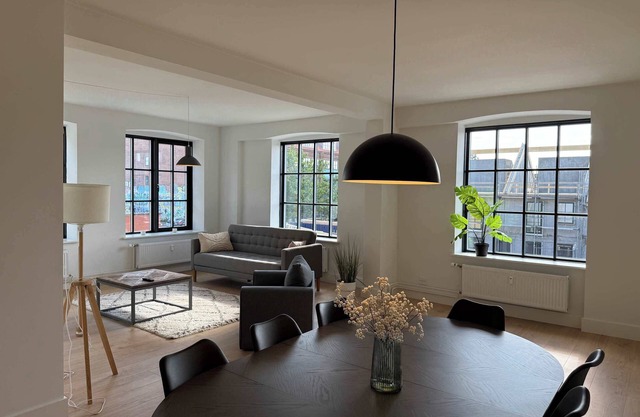 Modern & Stylish Serviced Apartment in Odense