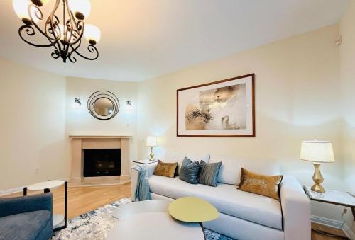 Modern townhouse - 4 Bedroom 3Bathroom near Pasadena, LA