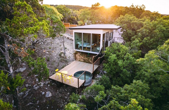 Modern Treetop Villa with Dip Pool & Rope Bridge