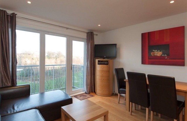 Modern two-bedroom apartment. Sleeps 4.
